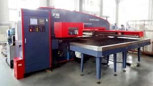 Prensa punzonadora CNC con torreta