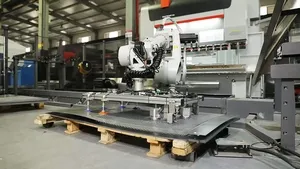 Célula de plegado robótica Bystronic 2