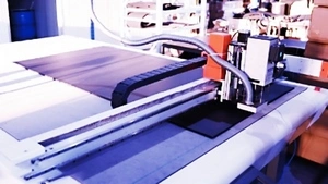 Corte automatizado de material aislante